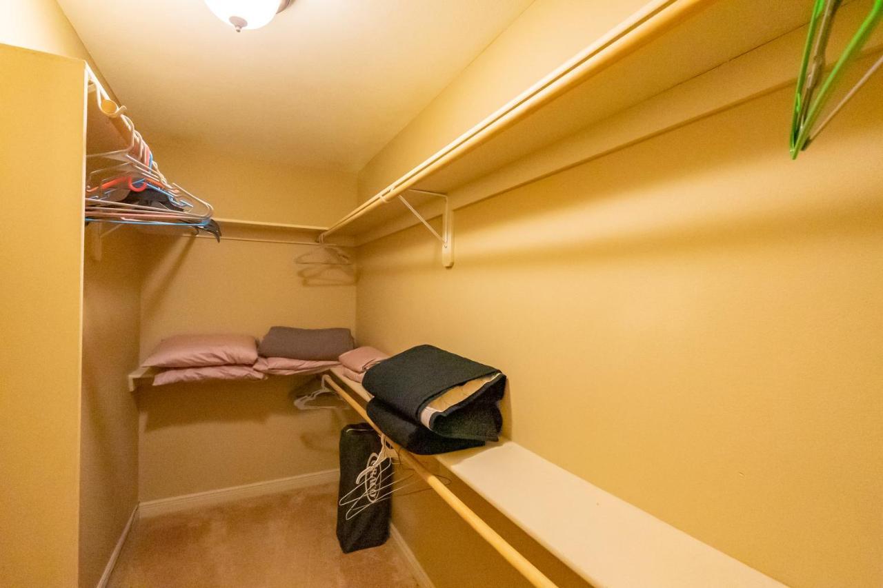 4Br Walk-In - Foosball Table - Hot Tub - Fire Pit - Free Tickets Included - Dv166 Брэнсон Экстерьер фото