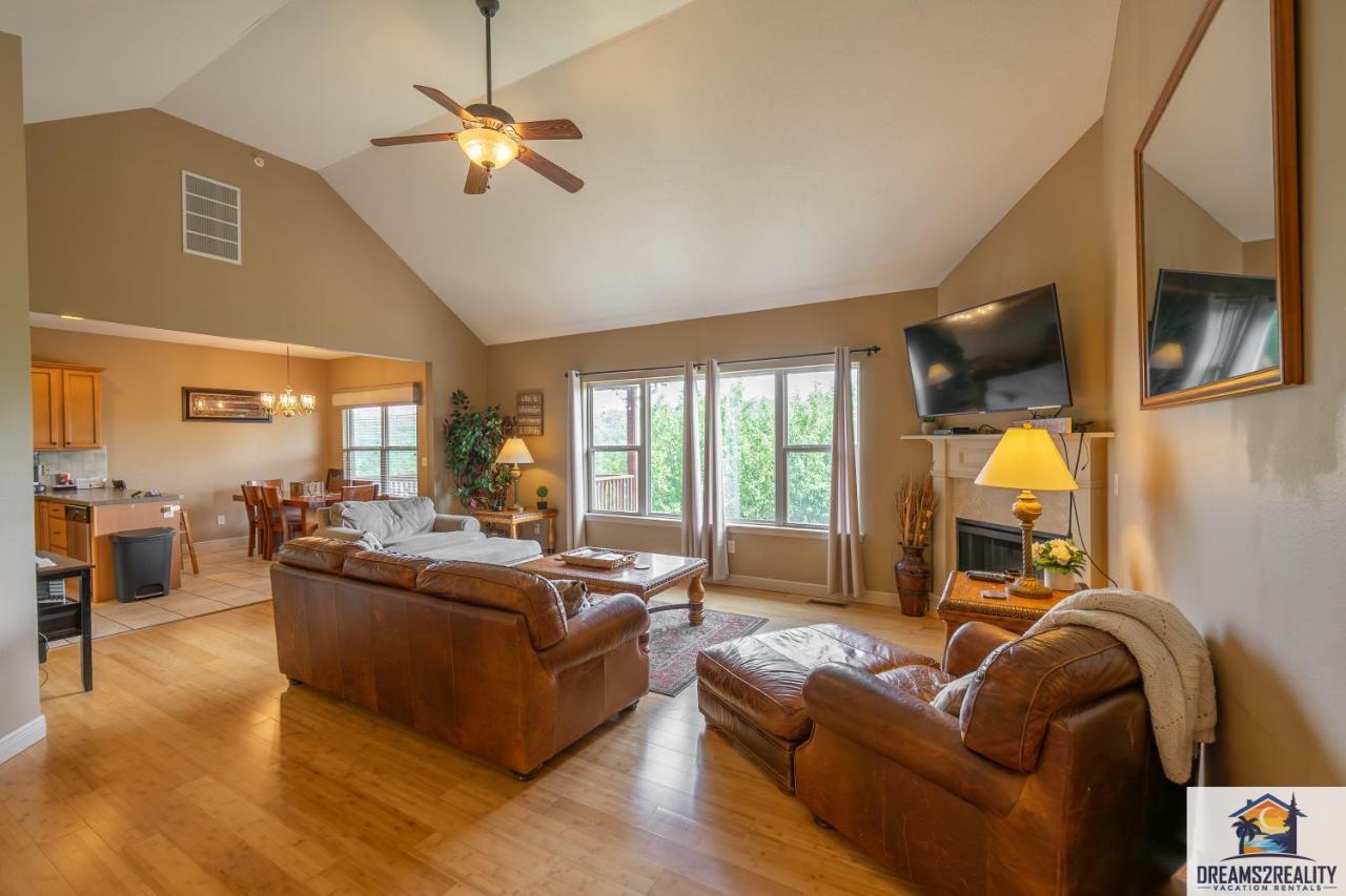4Br Walk-In - Foosball Table - Hot Tub - Fire Pit - Free Tickets Included - Dv166 Брэнсон Экстерьер фото