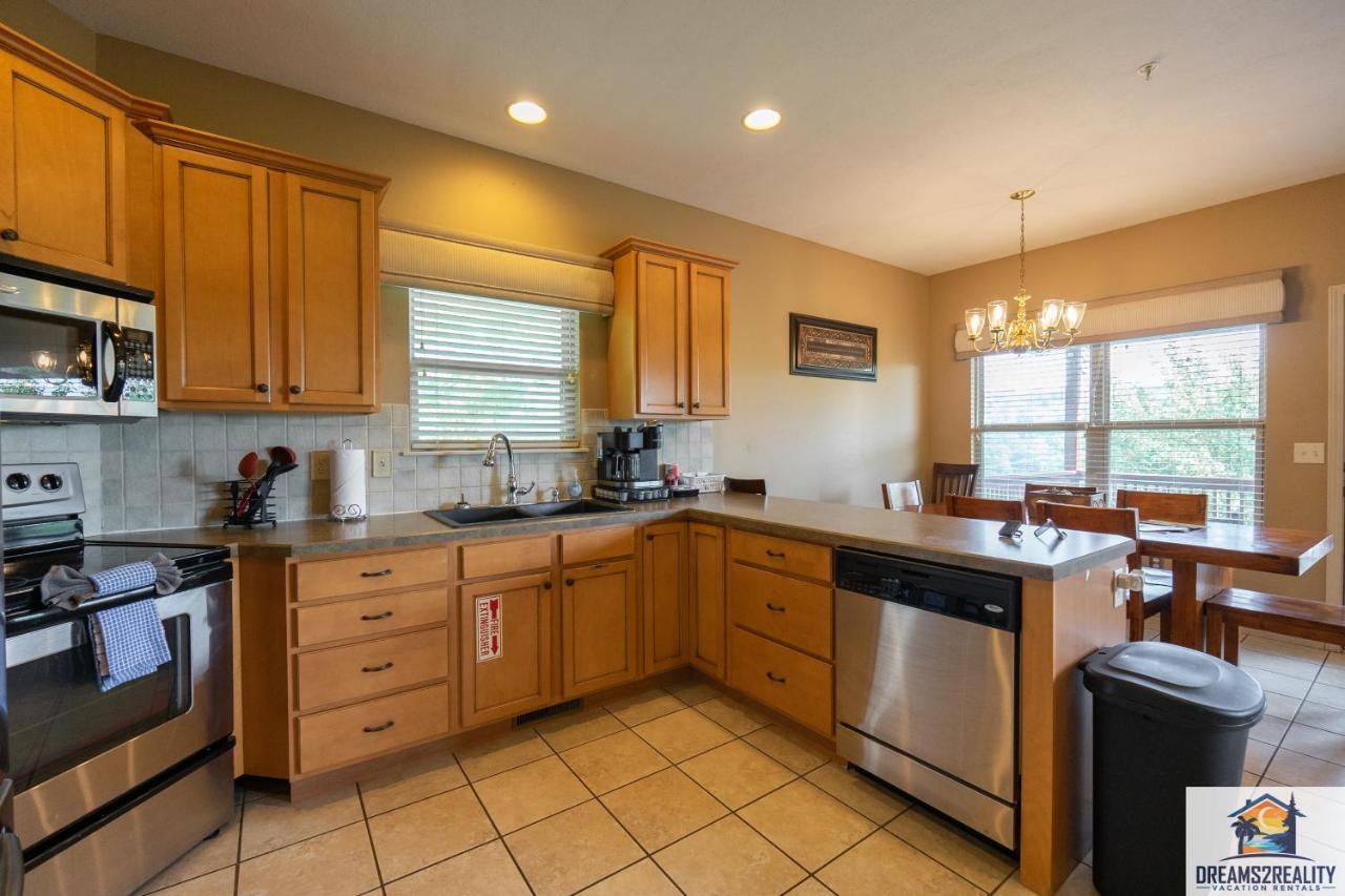 4Br Walk-In - Foosball Table - Hot Tub - Fire Pit - Free Tickets Included - Dv166 Брэнсон Экстерьер фото
